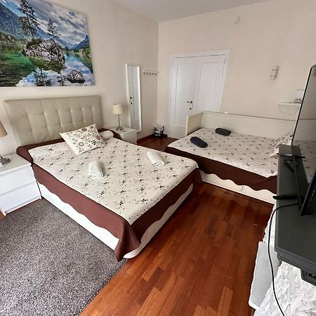 Rooms Viladomat Barcelona Luaran gambar