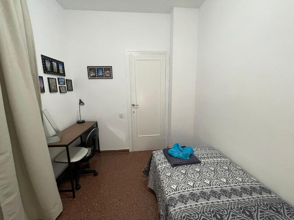 Rooms Viladomat Barcelona Luaran gambar