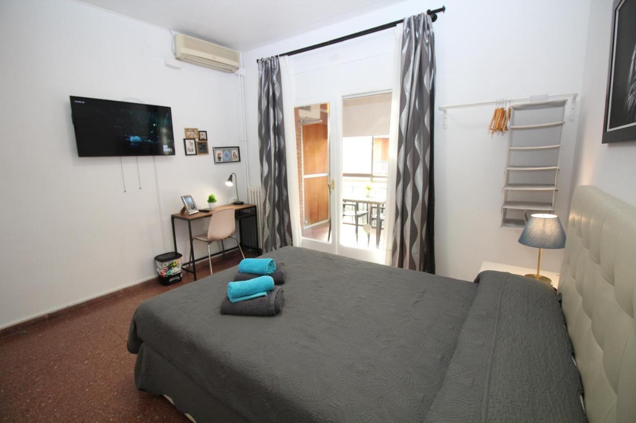 Rooms Viladomat Barcelona Luaran gambar