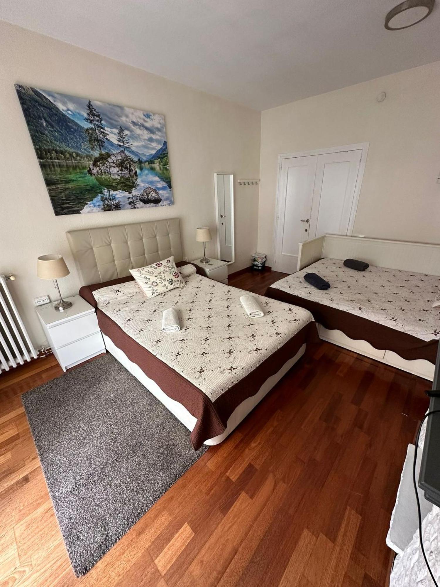 Rooms Viladomat Barcelona Luaran gambar
